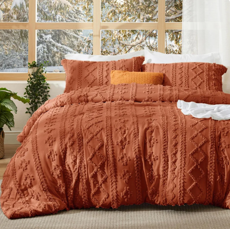 Bohobed Deluxe Tufted Embroidery Conforter Set